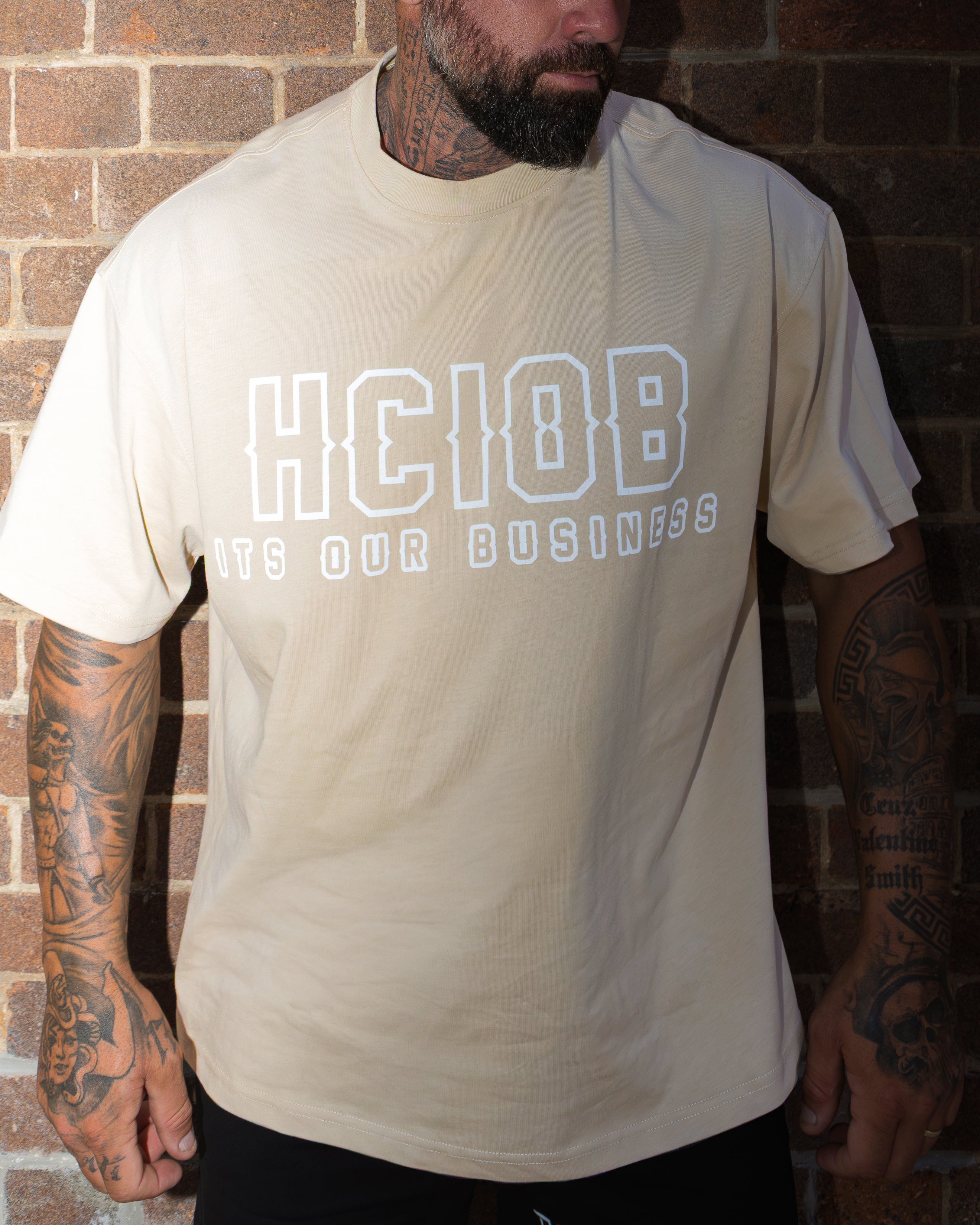 OVERSIZED HCIOB ESSENTIALS TEES