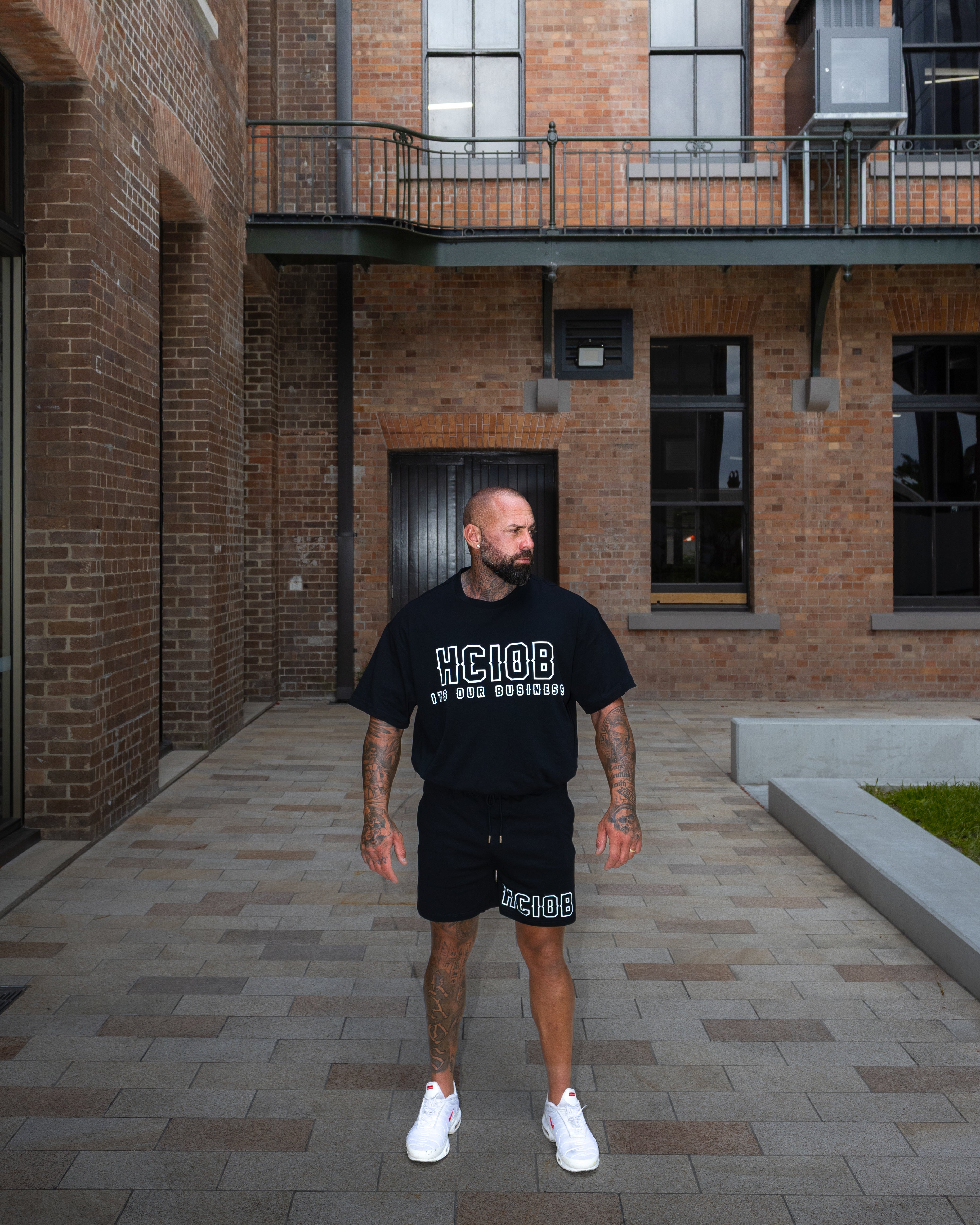 OVERSIZED HCIOB ESSENTIALS TEE