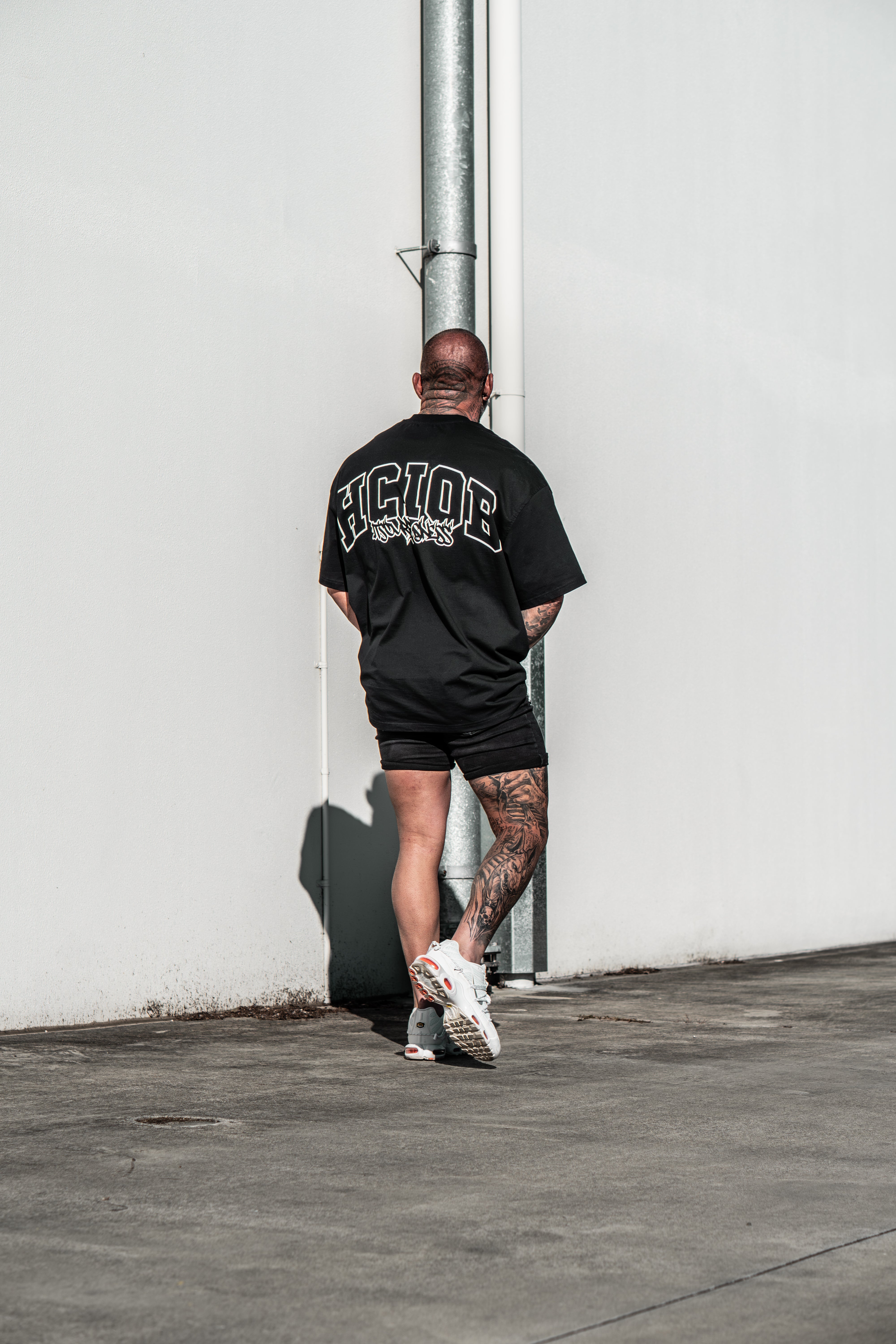 BLACK OVERSIZED BLOCK BOYS TEE