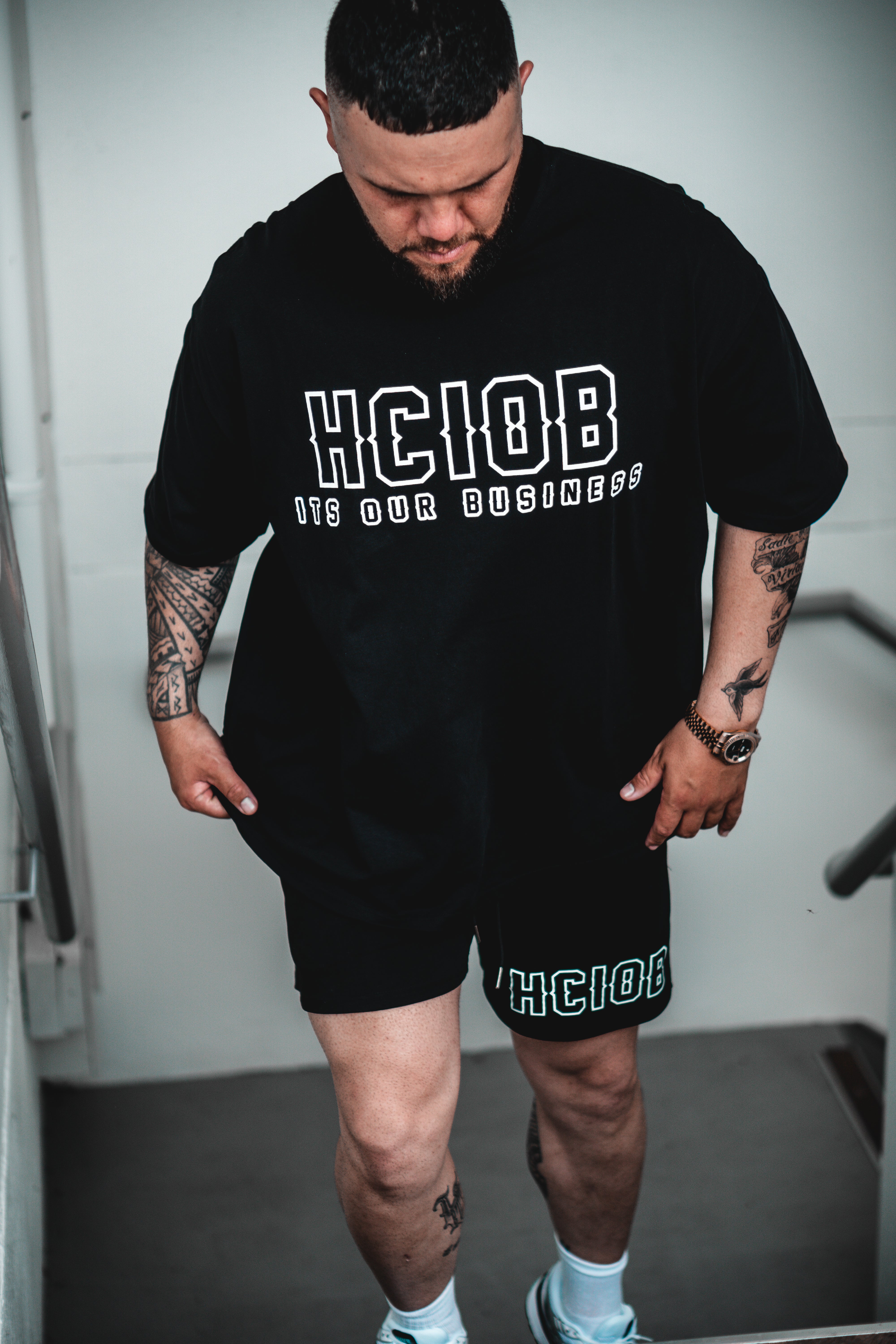 HCIOB ESSENTIALS SHORTS