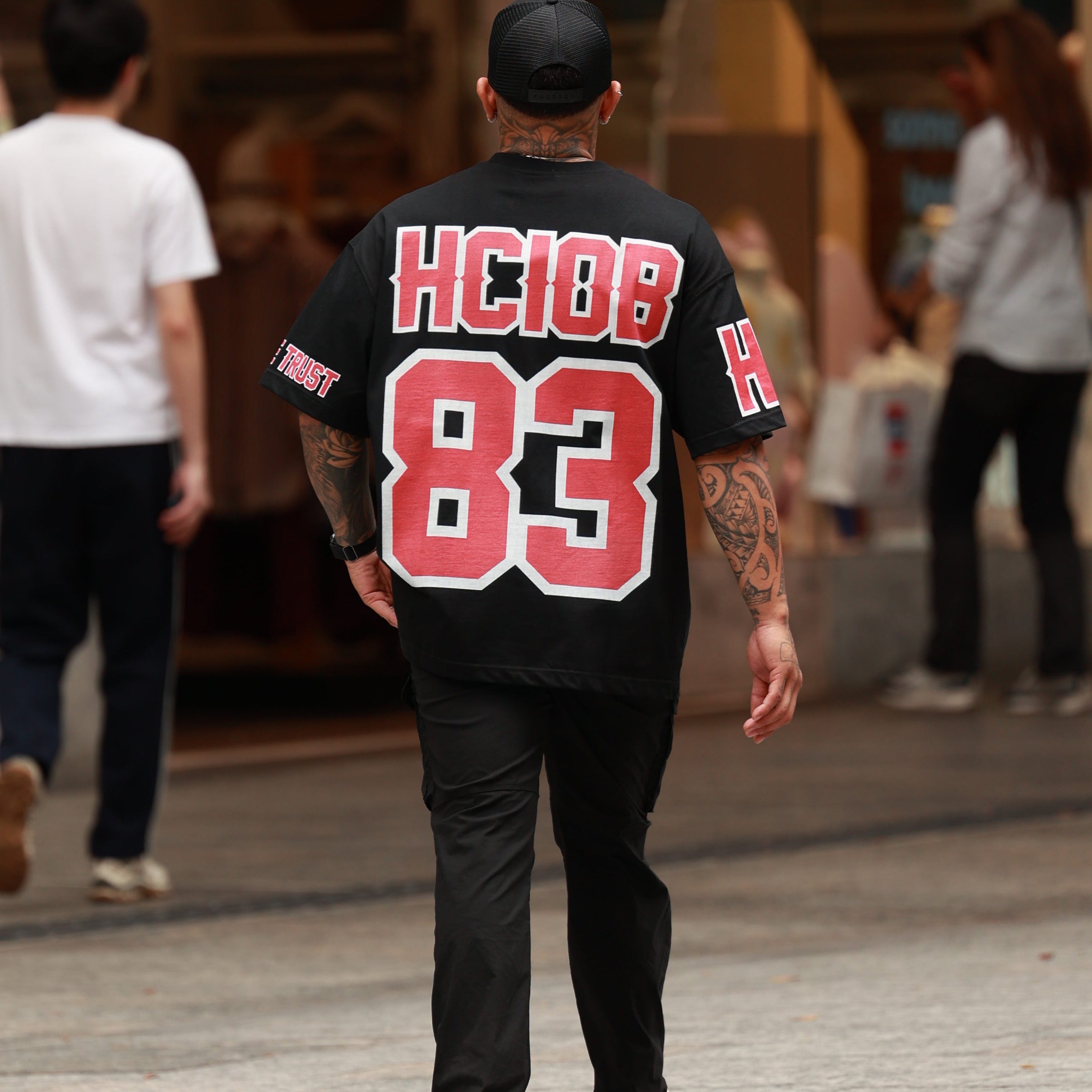 OVERSIZED CRIMSON SPORTS TEE