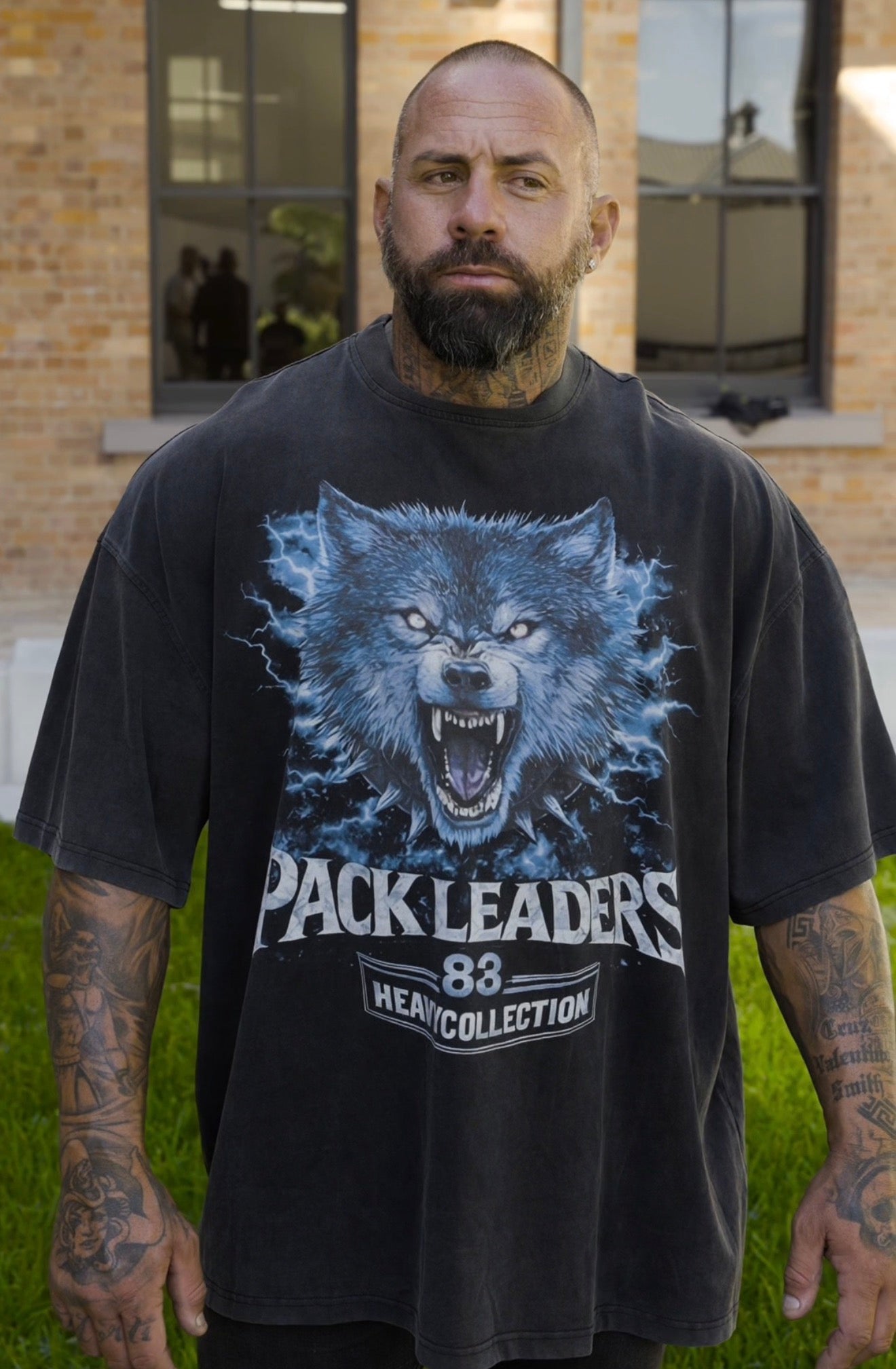 PACK LEADERS OVERSIZED VINTAGE TEE