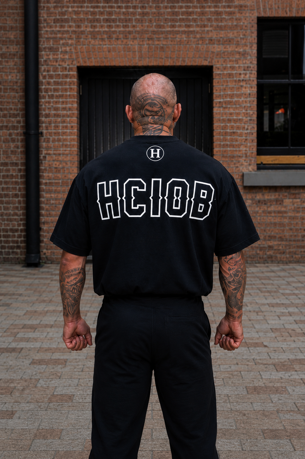 OVERSIZED HCIOB ESSENTIALS TEE